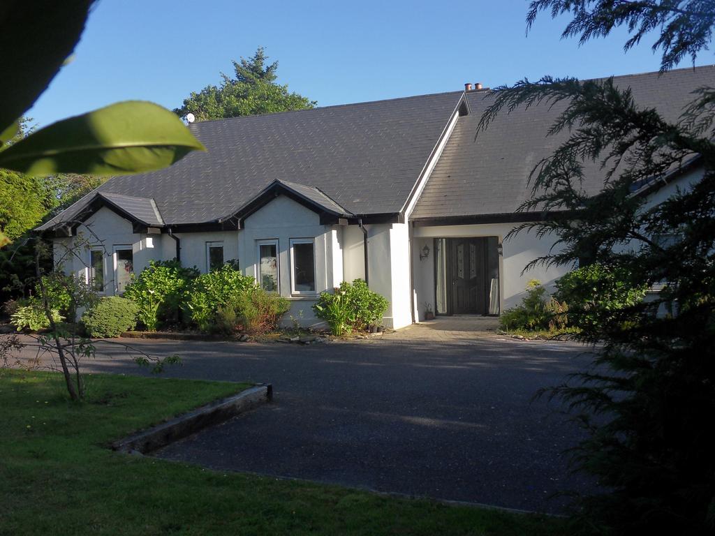 Ethan House Holiday Suites Killarney Exterior foto
